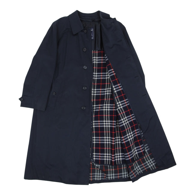 Burberry's Vintage Trench with Removal Liner Size L/XL