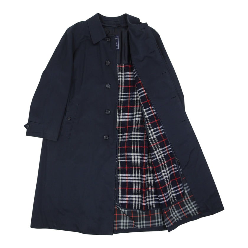 Burberry's Vintage Trench with Removal Liner Size L/XL