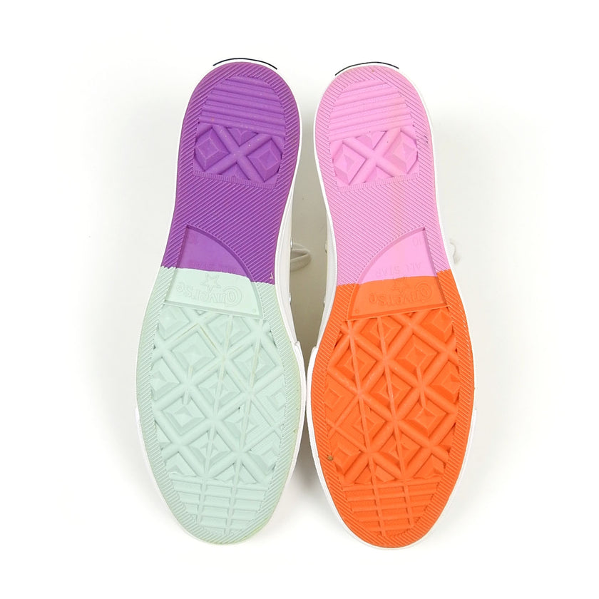 Cinatown Market x Converse Size 10