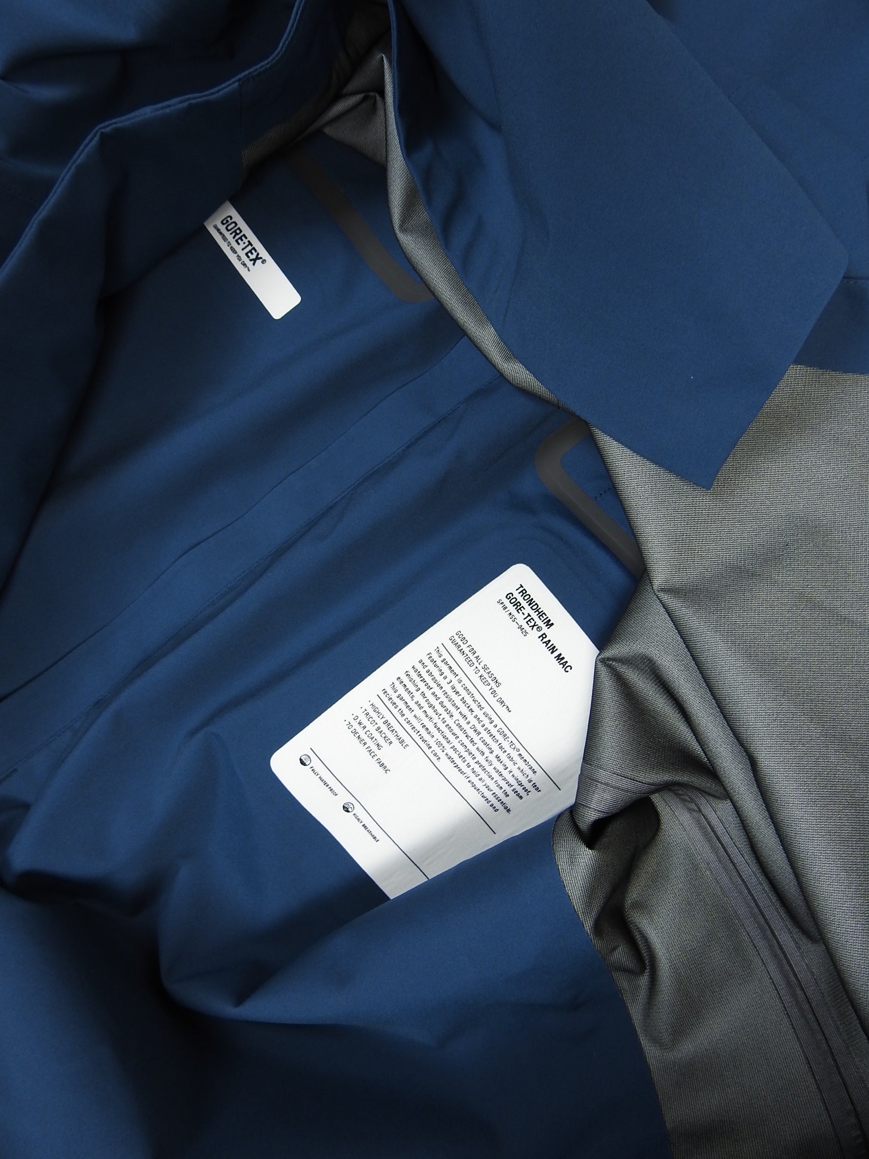 Norse Projects Trondheim Gore-Tex Rain Mac Size XL