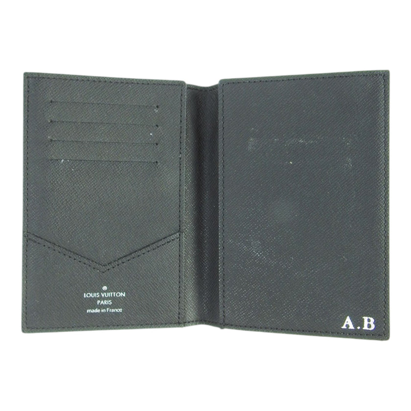 Louis Vuitton Wallet One Size