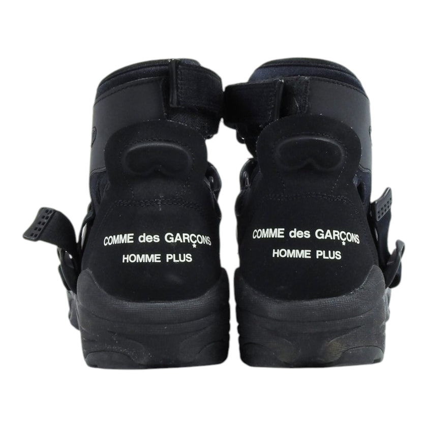 Comme Des Garçons x Nike Air Carnivore Size 8