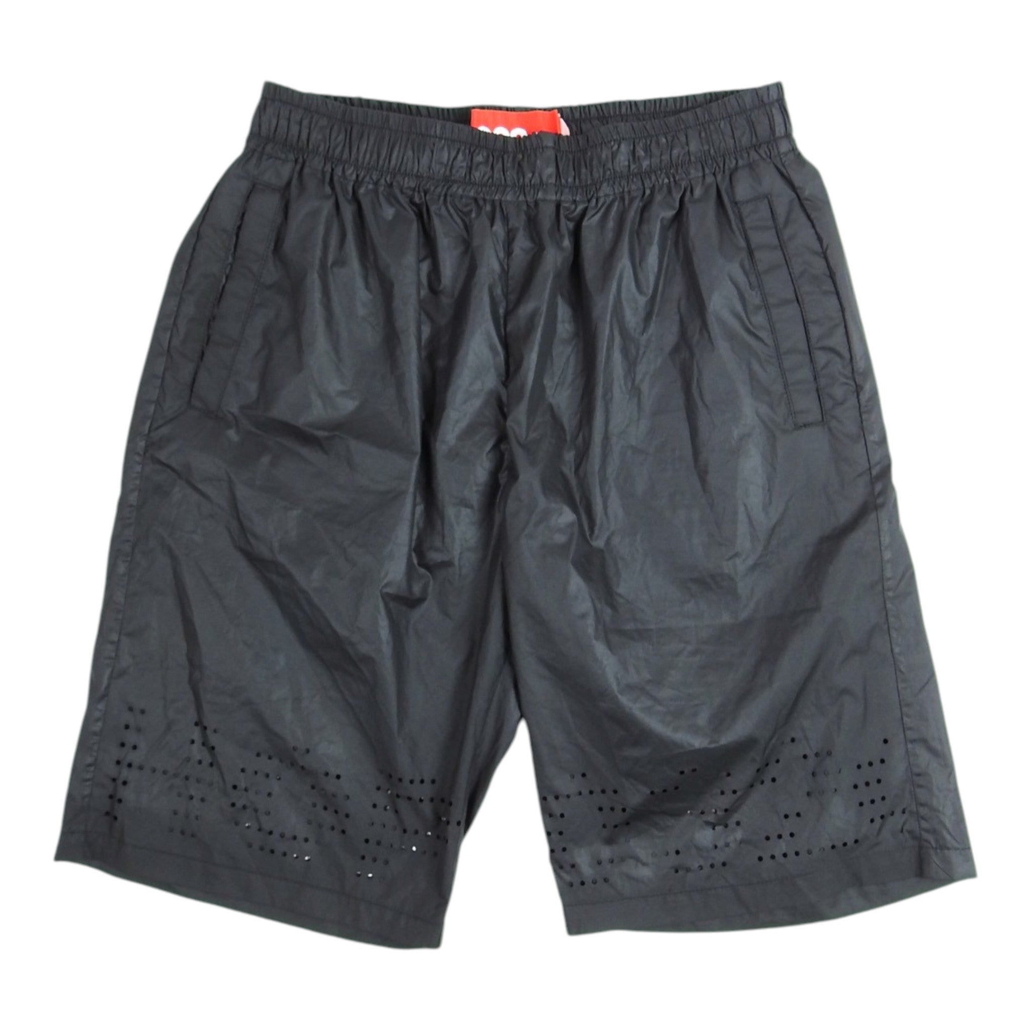 032C Shorts Size 48